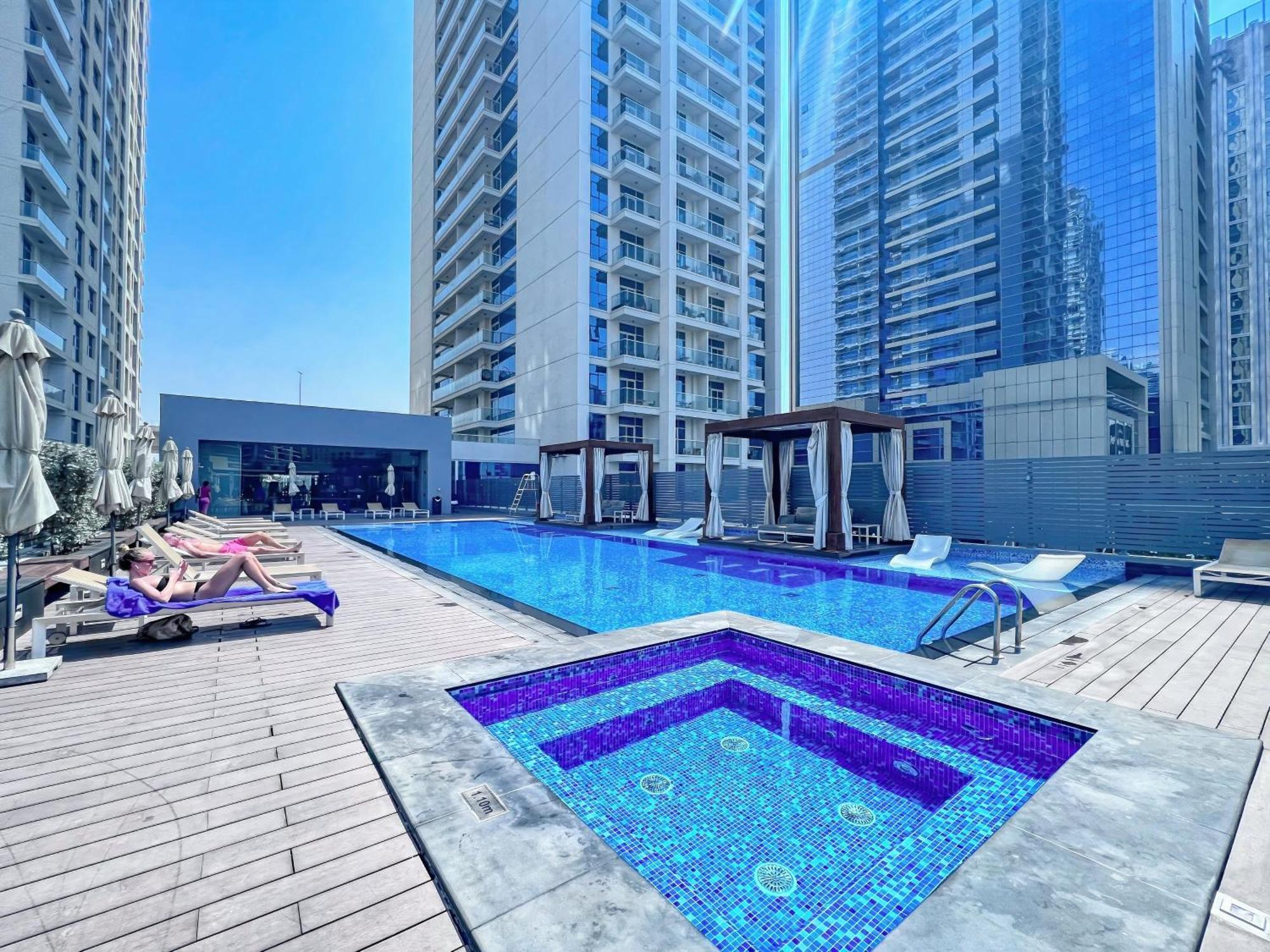 Exquisite 1 Bdr In The Heart Of Marina- One Tower دبي